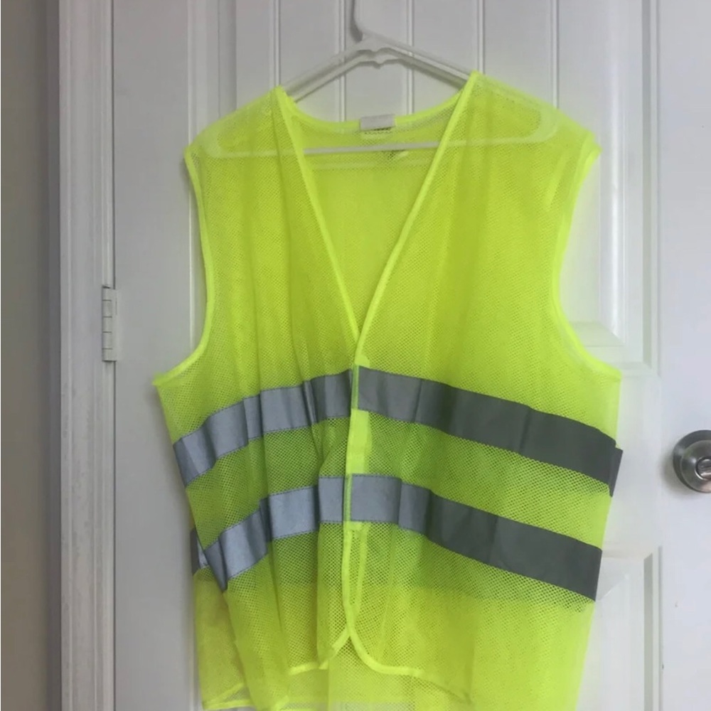 Two Peer Basics Reflective Safety Vest